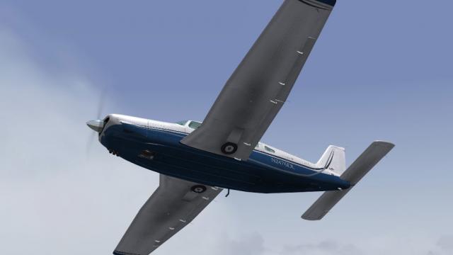 Piper PA-32R-301 Saratoga SP for FS2004 by Carenado